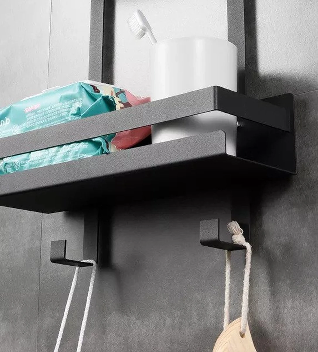 Doucherek Hangend - Ophangbaar Doucherek Matzwart - Twee Lagen - Badkamerrek - Doucherek Zonder Boren - 2 Laags - Badkamer Accessoires 10 Doucherek Hangend - Ophangbaar Doucherek Matzwart - Twee Lagen - Badkamerrek - Doucherek Zonder Boren - 2 Laags - Badkamer Accessoires - Afbeelding 10