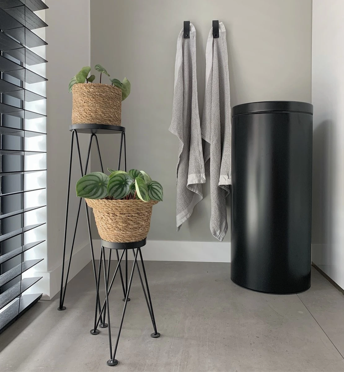 SETPRIJS - 2x Leren Magneet-lus - ZWART - Handles And More® (handdoekhaak - Handdoekhaakje - Handdoeklus - Handdoekhanger - Magnetische Handdoekhouder) 11 SETPRIJS - 2x Leren Magneet-lus - ZWART - Handles And More® (handdoekhaak - Handdoekhaakje - Handdoeklus - Handdoekhanger - Magnetische Handdoekhouder) - Afbeelding 11