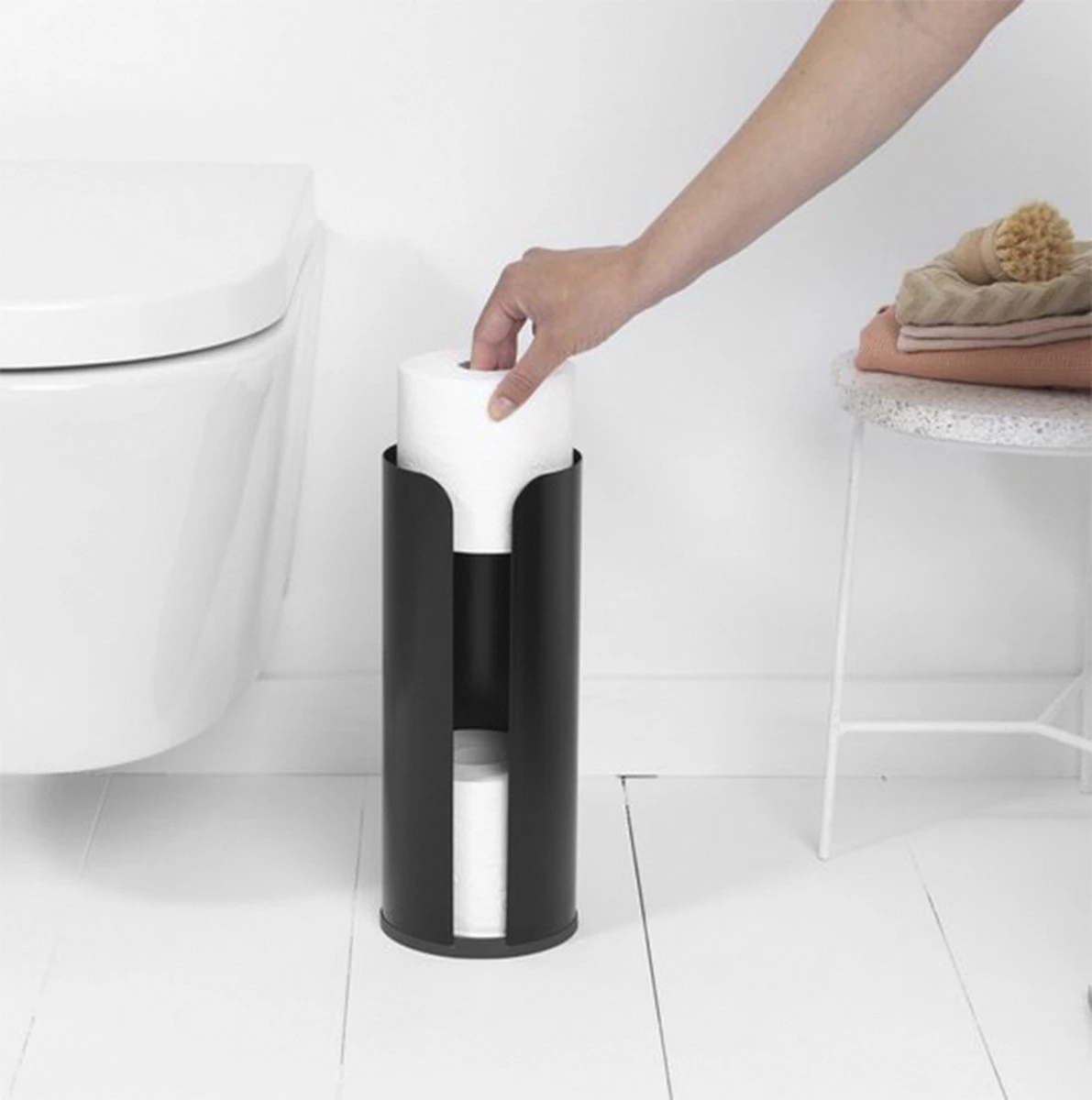 Brabantia ReNew Reserverolhouder - Matt Black 2 Brabantia ReNew Reserverolhouder - Matt Black - Afbeelding 2