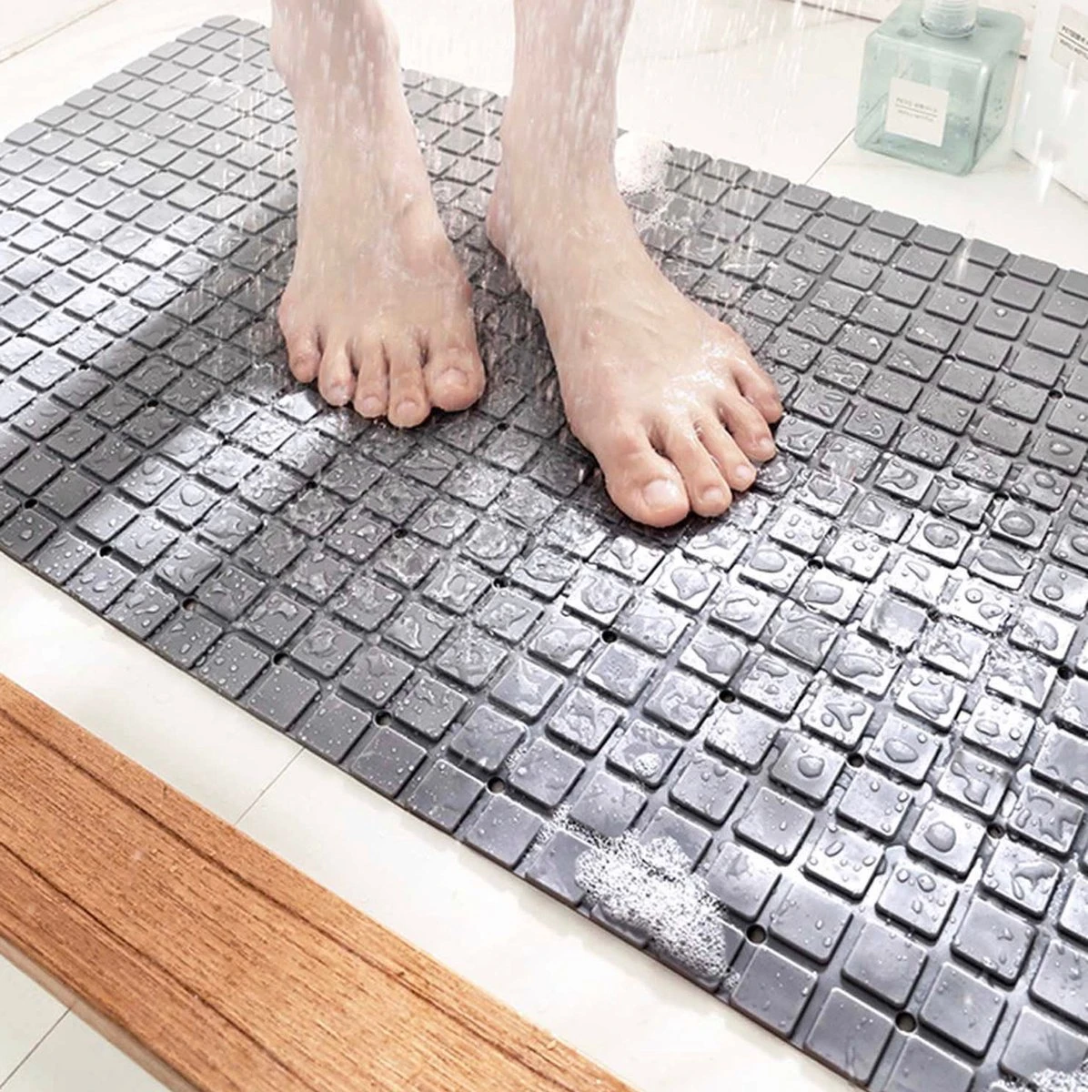De Millennials Duurzame Antislip Douchemat Of Badmat Grijs Met Zuignappen – 70x40 Cm - Mat Voor In Bad – Anti Slip Douche Cabine Mat – Mat Voor In De Badkamer - Antislipmat -ontwerp Kan Worden Geadsorbeerd Op Gladde Grond En Douchemat 1 De Millennials Duurzame Antislip Douchemat Of Badmat Grijs Met Zuignappen – 70x40 Cm - Mat Voor In Bad – Anti Slip Douche Cabine Mat – Mat Voor In De Badkamer - Antislipmat -ontwerp Kan Worden Geadsorbeerd Op Gladde Grond En Douchemat