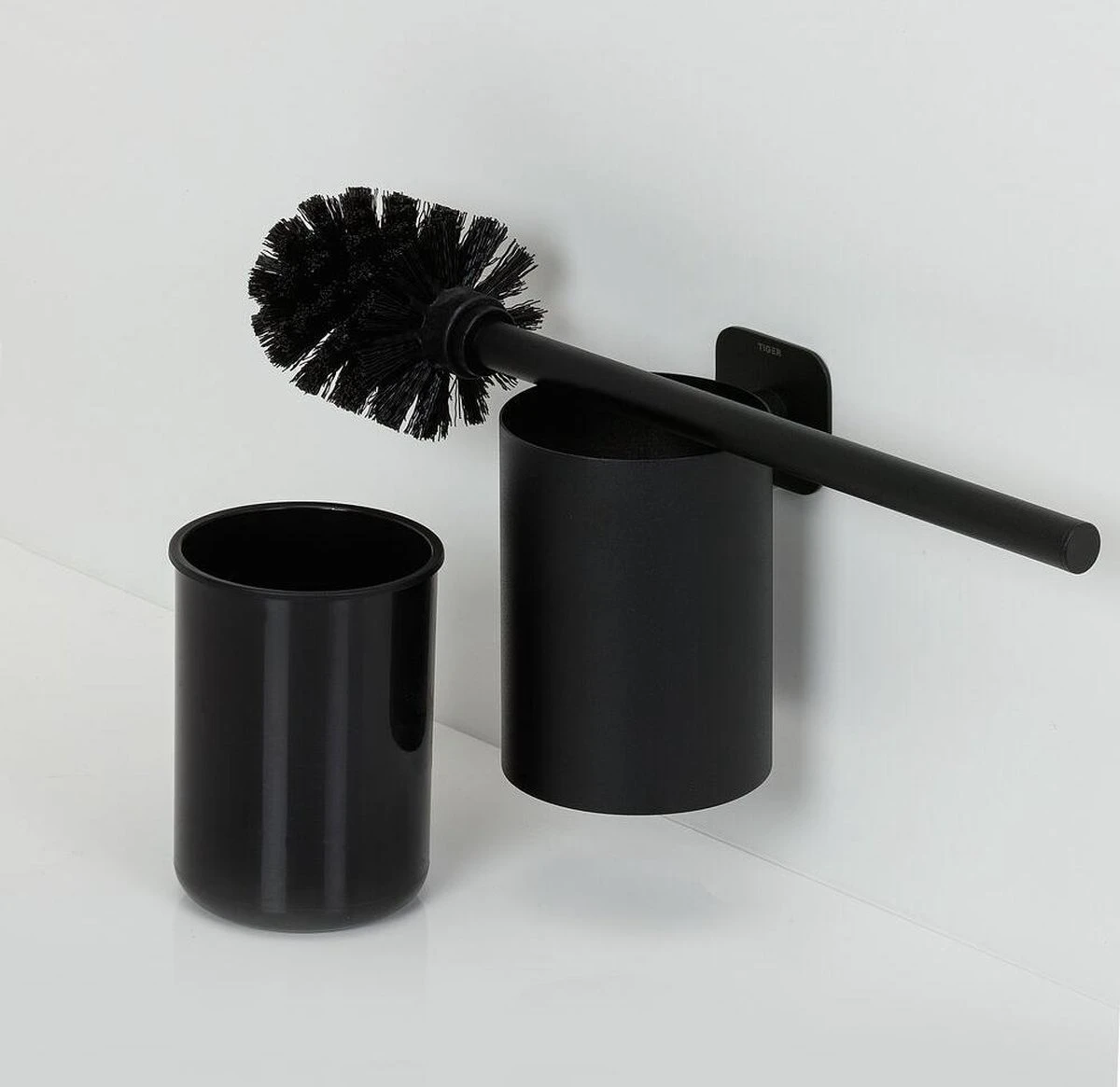 Tiger Colar - Toiletborstel Met Houder - Zwart 7 Tiger Colar - Toiletborstel Met Houder - Zwart - Afbeelding 7