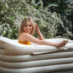 Tubble® Compact - Klein Opblaasbaar Ligbad 140 Cm Lang – Opvouwbaar Bad Voor Volwassenen Tot 170cm - IJsbad Wim Hof Methode - Zitbad - 200L 13 Tubble® Compact - Klein Opblaasbaar Ligbad 140 Cm Lang – Opvouwbaar Bad Voor Volwassenen Tot 170cm - IJsbad Wim Hof Methode - Zitbad - 200L -Merkloos Verkoop 1200x1194 12