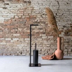 Sealskin Tube - Toiletbutler - Toiletrolhouder - Toiletborstel Met Houder - Vrijstaand - Zwart 12 Sealskin Tube - Toiletbutler - Toiletrolhouder - Toiletborstel Met Houder - Vrijstaand - Zwart -Merkloos Verkoop 1200x1200 1122