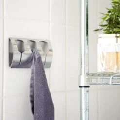 LifeGoods Handdoekhaakjes - Zelfklevend - Voor 3 Handdoeken - Handdoekklem - RVS - 1 Stuks -Merkloos Verkoop 1200x1200 118