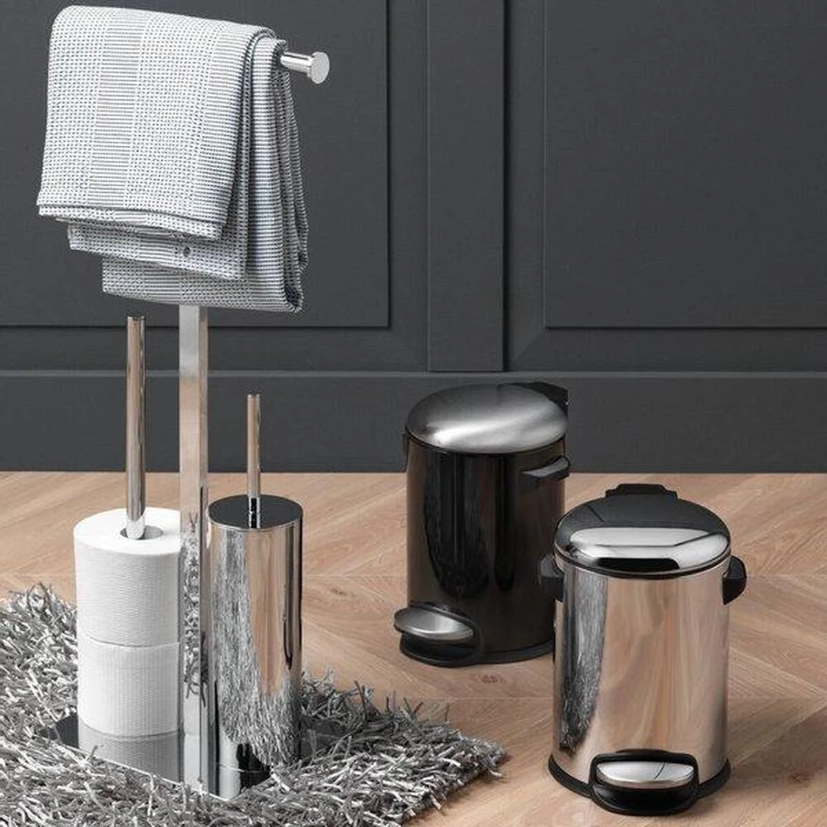 Sealskin Square Toiletbutler Vrijstaand - Toiletborstel Met Houder - Toiletrolhouder Zonder Klep - Reserverolhouder - Chroom 5 Sealskin Square Toiletbutler Vrijstaand - Toiletborstel Met Houder - Toiletrolhouder Zonder Klep - Reserverolhouder - Chroom - Afbeelding 5