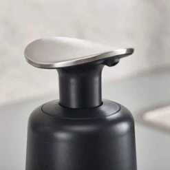 Wonix® - Zeepdispenser - Zeeppompje - Duw Met Pols - 300ml - Zwart 9 Wonix® - Zeepdispenser - Zeeppompje - Duw Met Pols - 300ml - Zwart -Merkloos Verkoop 1200x1200 1883