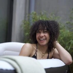 Tubble® Tubble® Royale Opblaasbaar Ligbad - Onyx Black – Voor Volwassenen Tot 188cm - Opbouwbaar - 255L - Inclusief Tubble Cleaner 8 Tubble® Tubble® Royale Opblaasbaar Ligbad - Onyx Black – Voor Volwassenen Tot 188cm - Opbouwbaar - 255L - Inclusief Tubble Cleaner -Merkloos Verkoop 1200x1200 2805