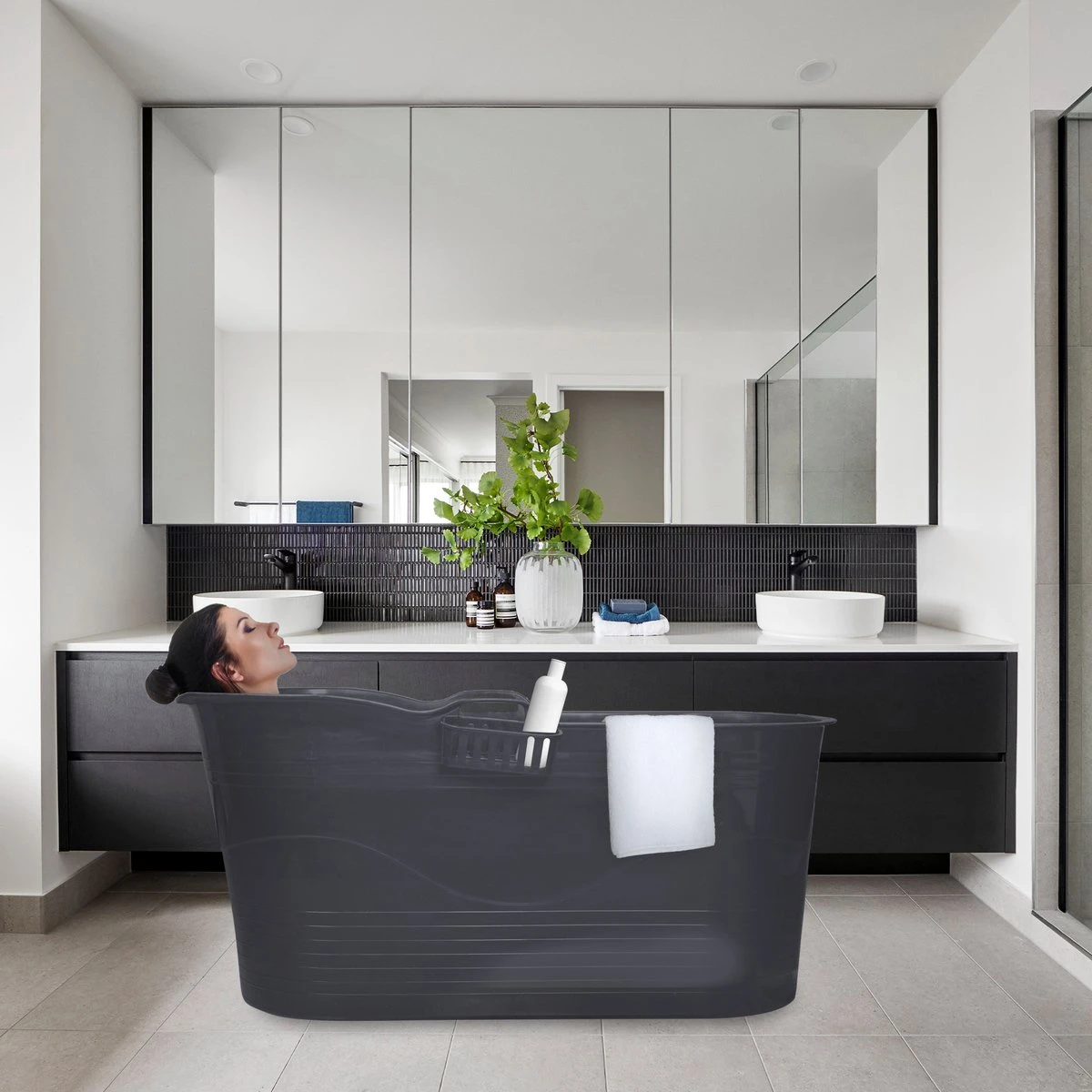 LIFEBATH - Zitbad Mira - Bath Bucket XL - 400L - Ligbad 122 Cm - Donkergrijs 2 LIFEBATH - Zitbad Mira - Bath Bucket XL - 400L - Ligbad 122 Cm - Donkergrijs - Afbeelding 2