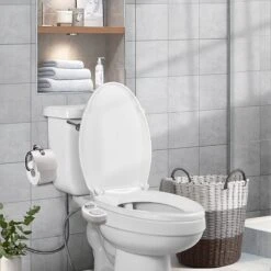Bidet Voor Toilet/WC - Dubbele Sproeier - Warm En Koud Functie - Wit 8 Bidet Voor Toilet/WC - Dubbele Sproeier - Warm En Koud Functie - Wit -Merkloos Verkoop 1200x1200 3190