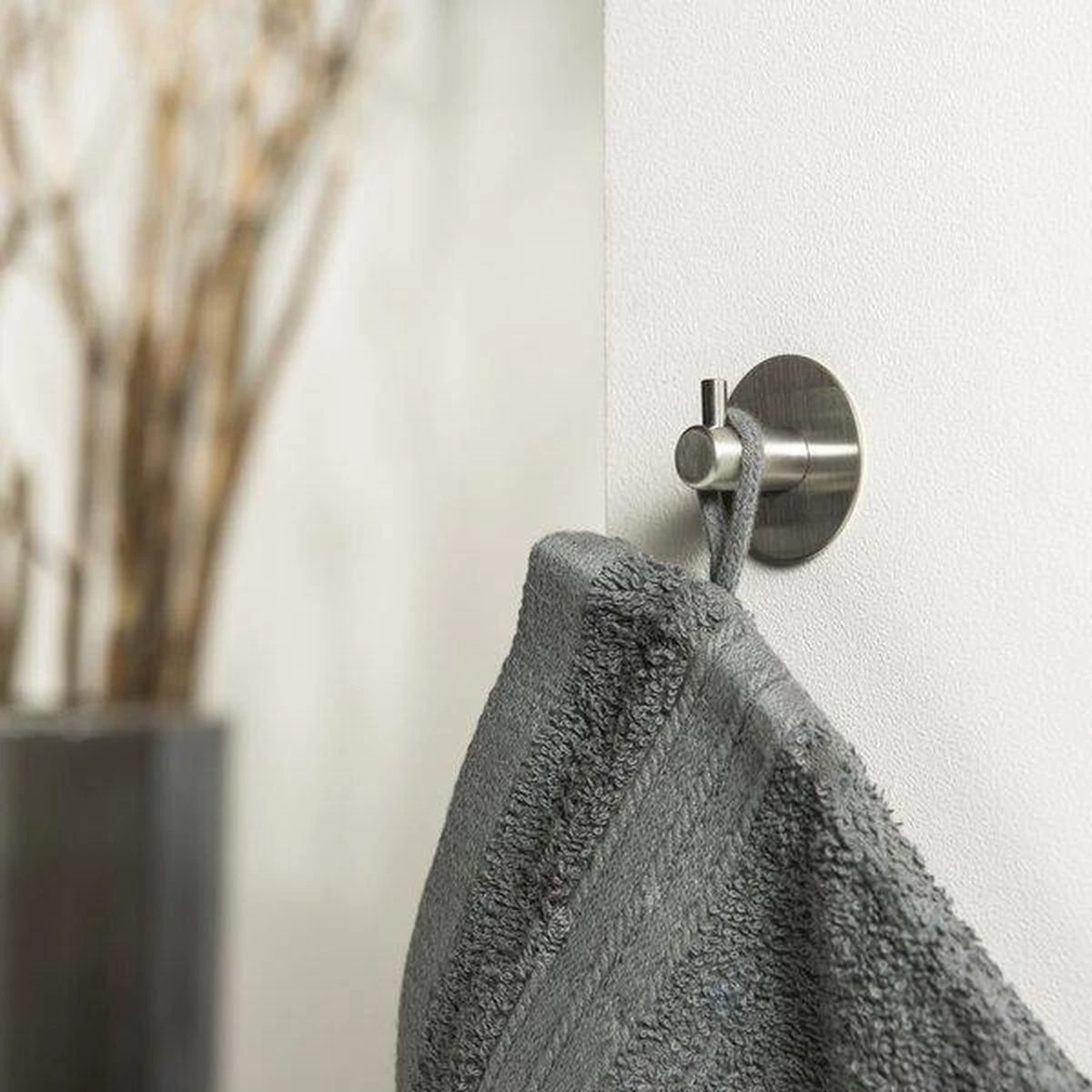 Tiger - Handdoekhaak Rhino - RVS Geborsteld 5 Tiger - Handdoekhaak Rhino - RVS Geborsteld - Afbeelding 5