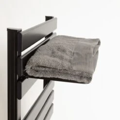 CREATE WARM TOWEL 500W - Elektrisch Handdoekenrek Voor Aan De Muur Met Plank - Zwart -Merkloos Verkoop 1200x1200 565