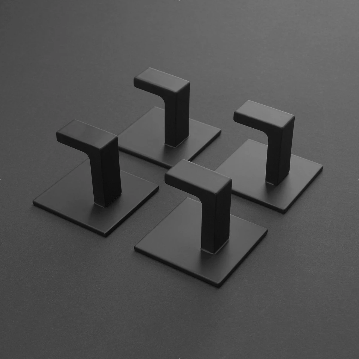 Stål Handdoekhaakjes Zelfklevend Zwart - Vierkant - 4 Stuks 7 Stål Handdoekhaakjes Zelfklevend Zwart - Vierkant - 4 Stuks - Afbeelding 7