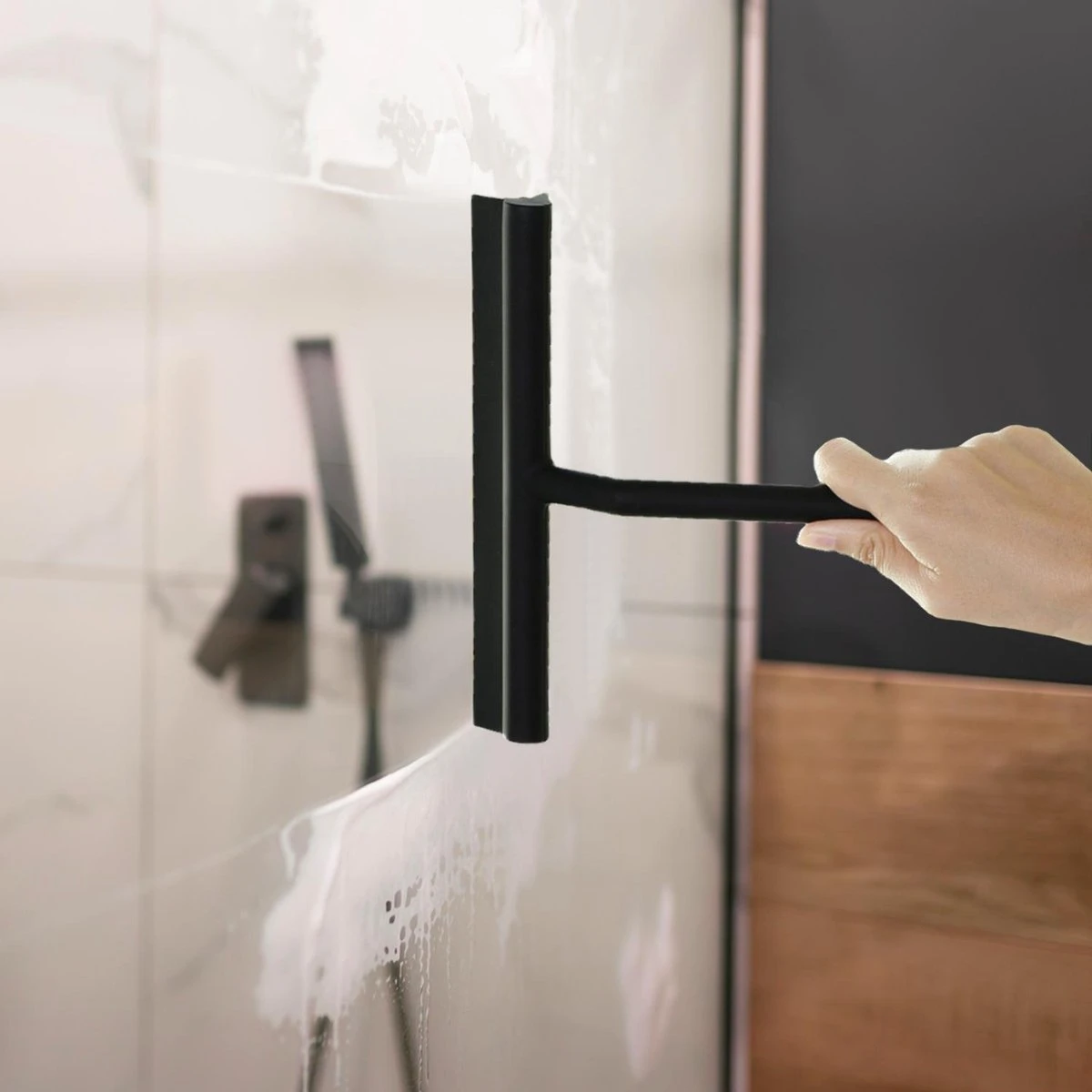 Vivid Green Siliconen Douchewisser Met Ophangsysteem – Raamwisser – Trekker Douche - Badkamer Accesoires – Wisser - Zwart 4 Vivid Green Siliconen Douchewisser Met Ophangsysteem – Raamwisser – Trekker Douche - Badkamer Accesoires – Wisser - Zwart - Afbeelding 4