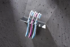 Sagittarius One 40S1 Tandenborstelhouder Chroom | Opzetborstelhouder Zonder Boren | Verchroomd Roestvrij Staal Tandenborstelhouder Hangend | Passend Voor Alle Grote Merken -Merkloos Verkoop 1200x800 34