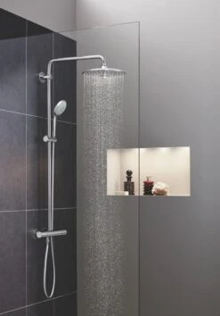 GROHE Euphoria 260 Regendouche - ø 26cm - Met Thermostaatkraan - Chroom 32 GROHE Euphoria 260 Regendouche - ø 26cm - Met Thermostaatkraan - Chroom -Merkloos Verkoop 837x1200 3