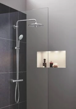 GROHE Euphoria 260 Regendouche - ø 26cm - Met Thermostaatkraan - Chroom 26 GROHE Euphoria 260 Regendouche - ø 26cm - Met Thermostaatkraan - Chroom -Merkloos Verkoop 838x1200 1