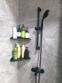 Vannons - Doucherek - Doucherek Hangend - Doucheplankje - Metaal - Set Van 2 - Zwart 13 Vannons - Doucherek - Doucherek Hangend - Doucheplankje - Metaal - Set Van 2 - Zwart -Merkloos Verkoop 900x1200 14